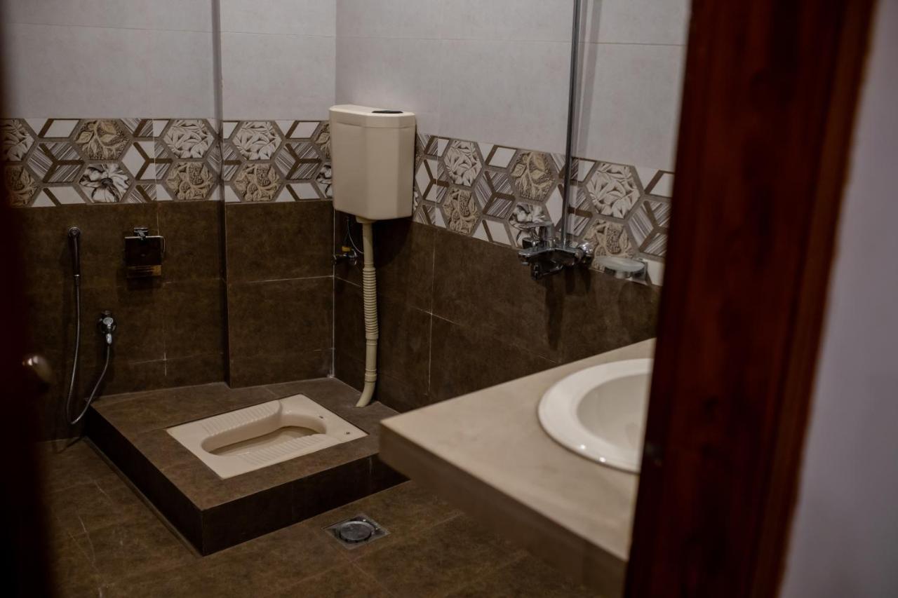 Regal Residency Hotel Rawalpindi Buitenkant foto