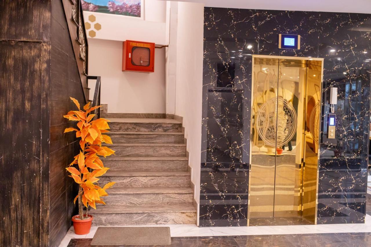 Regal Residency Hotel Rawalpindi Buitenkant foto