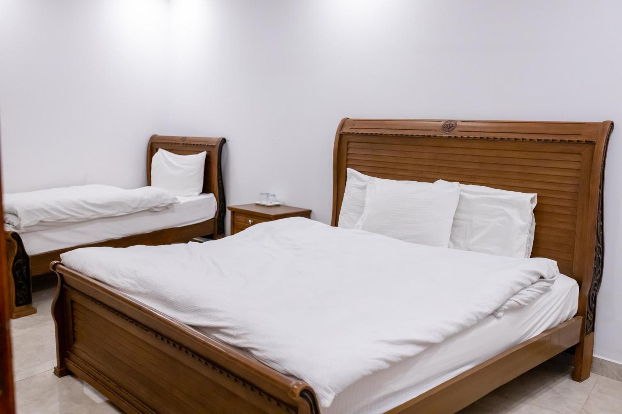 Regal Residency Hotel Rawalpindi Buitenkant foto