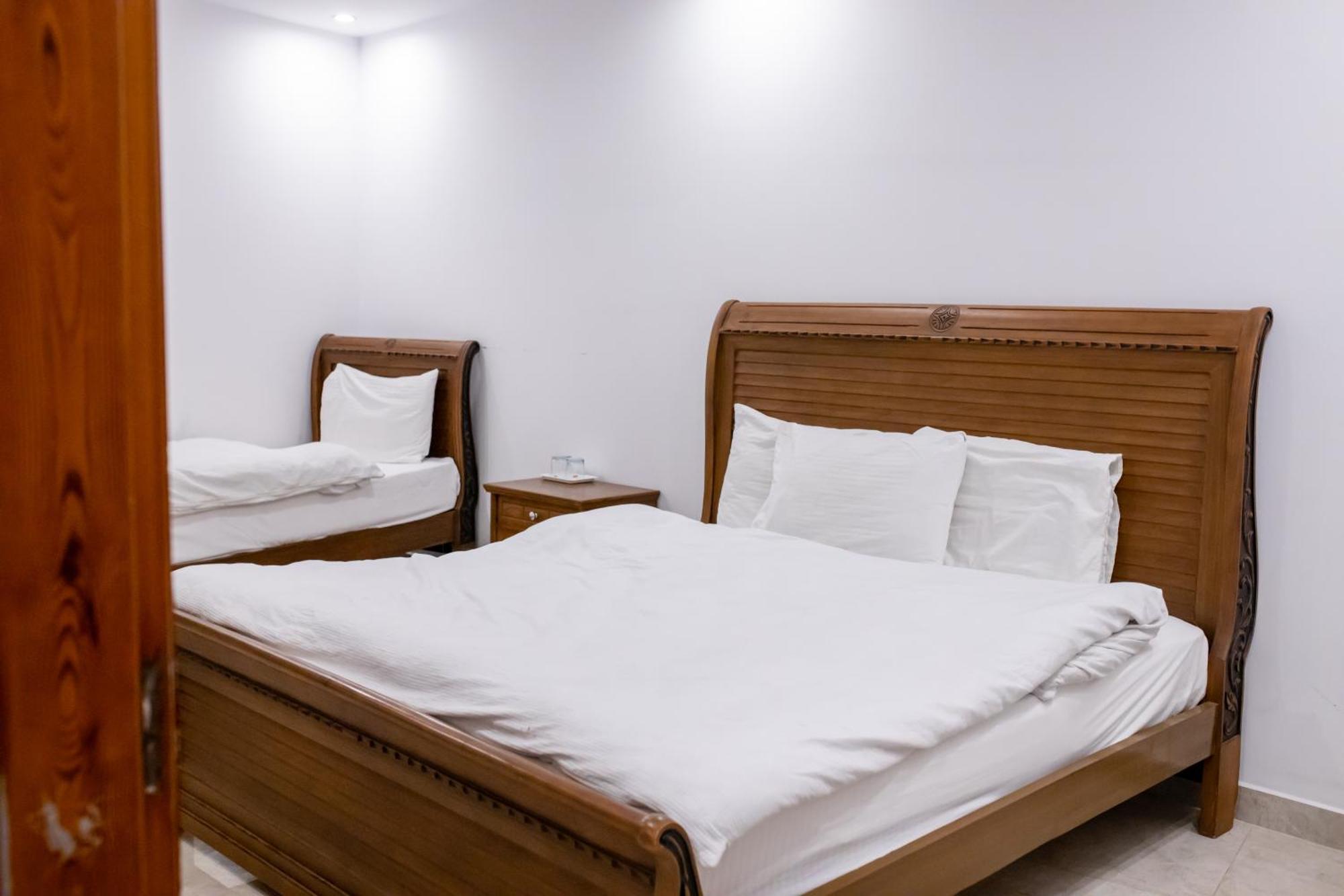 Regal Residency Hotel Rawalpindi Buitenkant foto